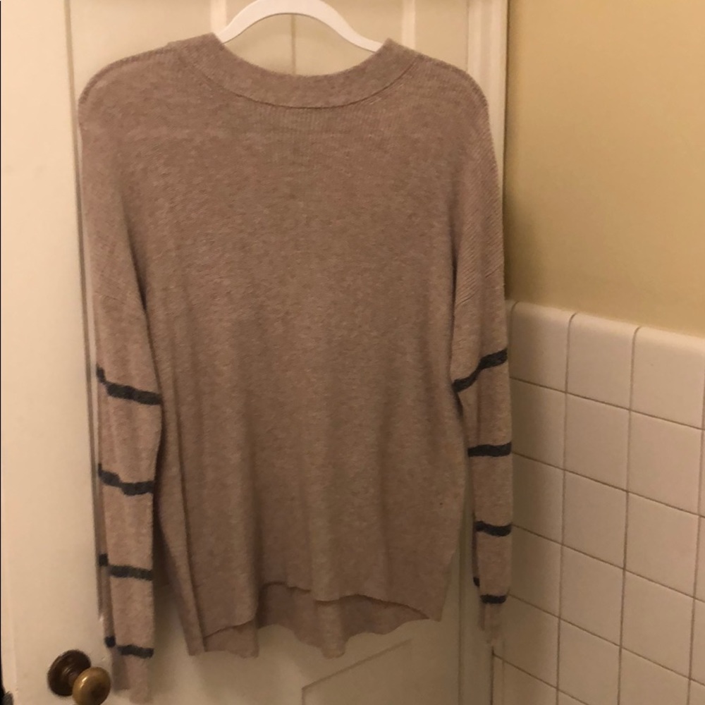 American eagle sweater